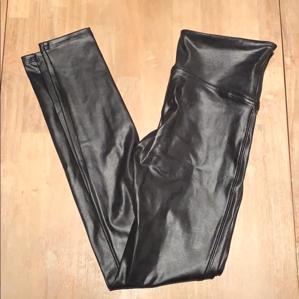 NWOT - SPANX Faux Leather Legging in Black